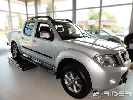Nissan Navara listwy boczne