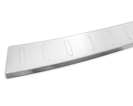 Listwa tylnego zderzaka Ford Transit Courier V769 MPV II 2023-