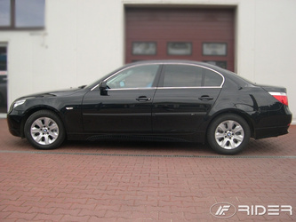 BMW 5 listwy boczne