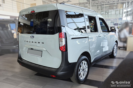 Nakładka na zderzak tylny Ford Tourneo Courier 2