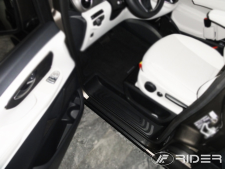 Mercedes V-Klass W447 nakładki progowe