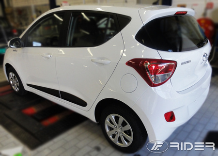 Hyundai i10 listwy boczne