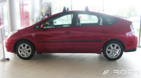 Toyota Prius listwy boczne