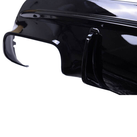 Tylny dyfuzor w zestawie z czarnymi końcówkami wydechu MERCEDES CLA C117, X117 2013-2018