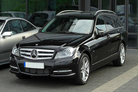 Nakładka na zderzak tylny do Mercedes W204 C Klasa Kombi (Stal)