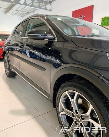 Kia XCeed listwy boczne