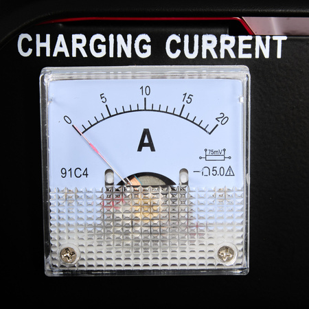 Prostownik samochodowy 12/24V 15A 150Ah KD1906