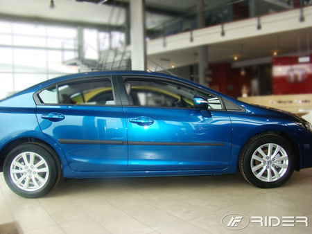 Honda Civic listwy boczne