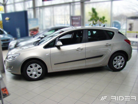 Opel Astra J/IV HB listwy boczne