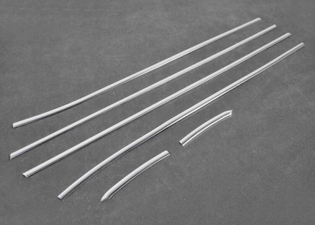 Listwy pod szyby boczne VW Polo 5 09-17