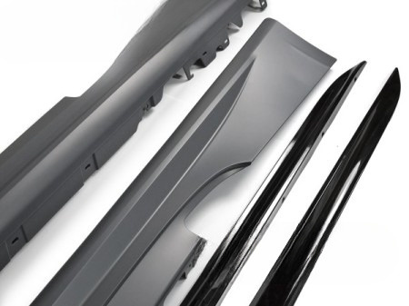 Progi boczne PERFORMANCE STYLE BMW G22 / G23