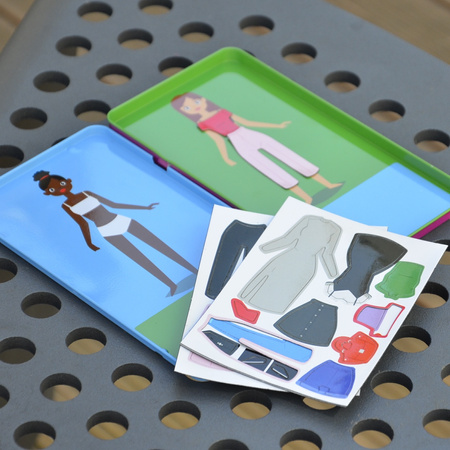 Gra magnetyczna The Purple Cow - Ubieranki