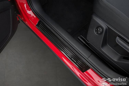 Nakładki progowe do Audi Q2 (Czarne)
