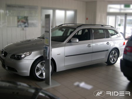 BMW 5 listwy boczne