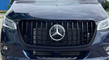Atrapa PANAMERICANA Mercedes Sprinter W907 czarna 2018-
