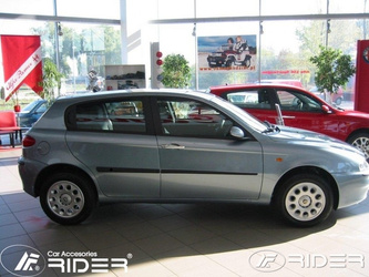 Alfa Romeo 147 listwy boczne