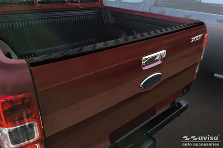 Nakładka na tylną klapę bagażnika do Ford Ranger 5