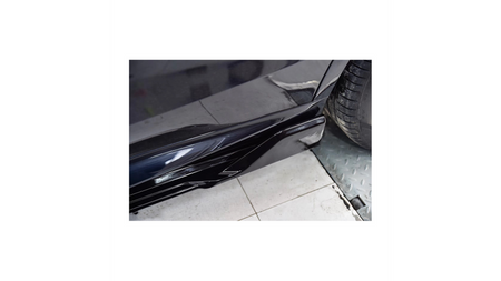 Zestaw dokładek zderzaków Gloss Black BMW X5 G05 przed liftem 2019-obecnie