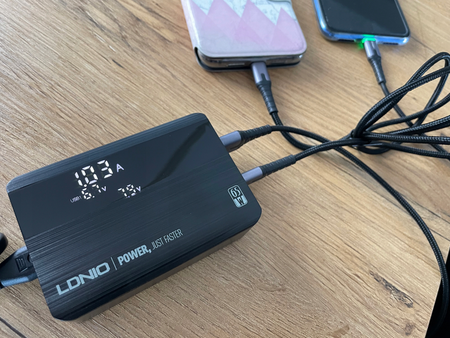 Ładowarka zasilacz 65W 4x USB TYP C PD QC LCD LED