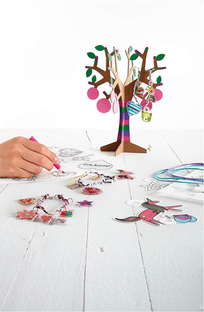 Zestaw z magicznym plastikiem Apli Kids - Biżuteria