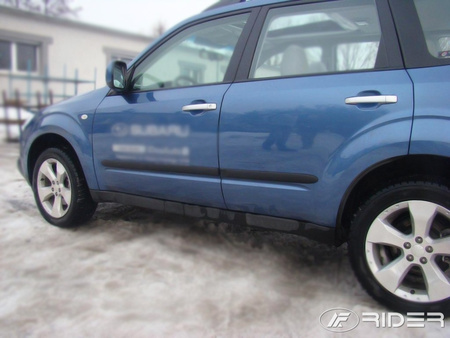 Subaru Forester listwy boczne