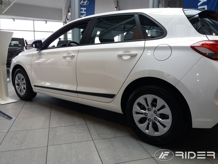 Hyundai i30 HB listwy boczne