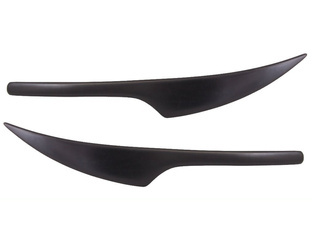 Brewki nakładki na przednie lampy Skoda Superb II