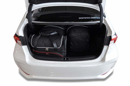 TOYOTA COROLLA LIMOUSINE 2019+ TORBY DO BAGAŻNIKA 4 SZT
