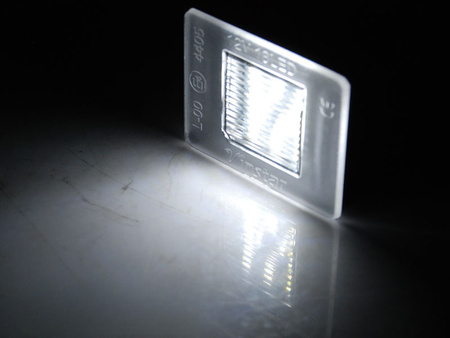 Lampki LED  MERCEDES W176 / X156 / X166 / W166 / R172 / W447 VITO