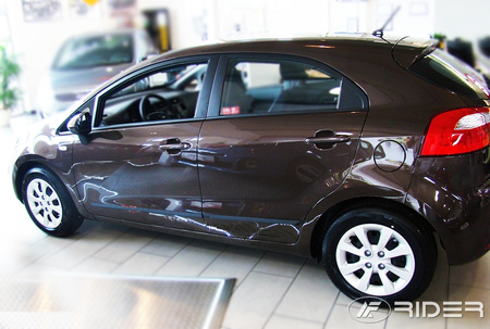 Kia Rio HB listwy boczne