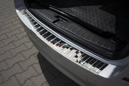 Nakładka na zderzak tylny do BMW serii 5 F11 Touring (Lustro)