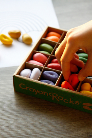 Kredki Crayon Rocks w pudełku 64 sztuki - 16 kolorów