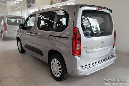 Nakładka STRONG na zderzak tylny Opel Combo E Life