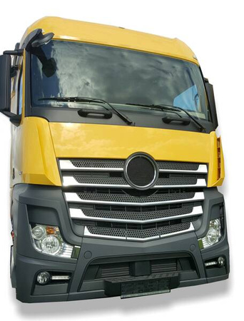 Gril  Mercedes Actros MP4 TRUCK 2 2011- - Połysk