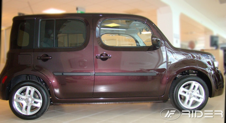 Nissan Cube listwy boczne