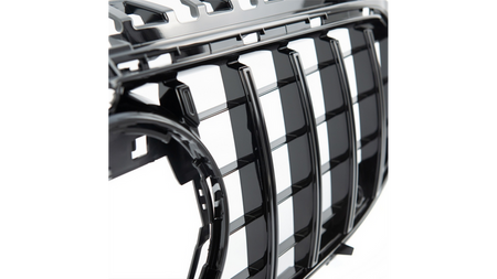 Grill sportowy GT Gloss Black z PDC+Camera MERCEDES CLA C118 X118 2019-obecnie