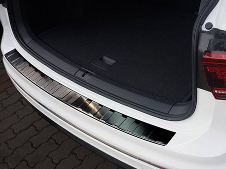 Volkswagen Tiguan 2 Czarna Nakładka (listwa) ochronna na zderzak tylny