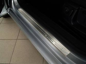 Nakładki progowe Volkswagen Passat B6 (Stal)