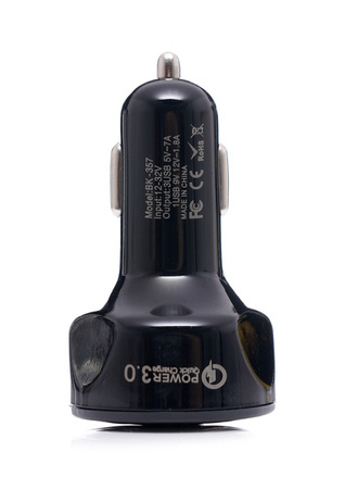 Ładowarka samochodowa  QUICK CHARGE 3 porty USB LED KD1238