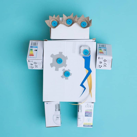 Bezpieczny roler perforujący tekturę Fold-Roller Makedo