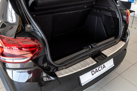 Listwa tylnego zderzaka Dacia Sandero DJF/BJI Hatchback III 2021-