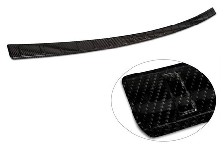 Nakładka na zderzak tylny do Toyota Corolla Cross (Carbon)