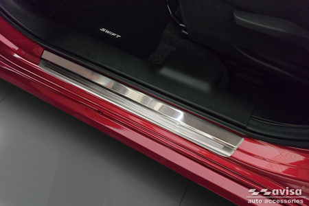 Nakładki progowe do Suzuki Swift 7