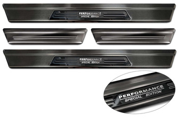 Nakładki progowe do Mazda CX-60