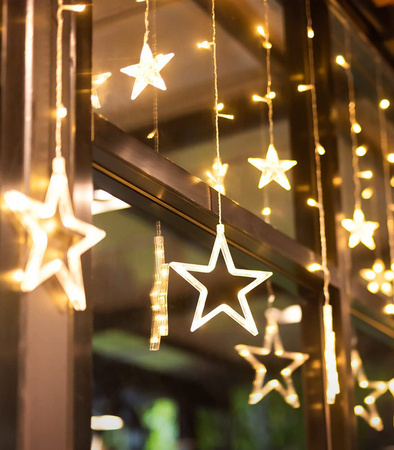 GIRLANDA ŚWIĄTECZNA GWIAZDKI LED CIEPŁA BIEL RÓŻNE TRYBY ŚWIECENIA KURTYNA ŚWIĄTECZNA Z HACZYKAMI