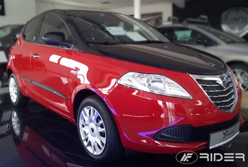 Lancia Ypsilon listwy boczne