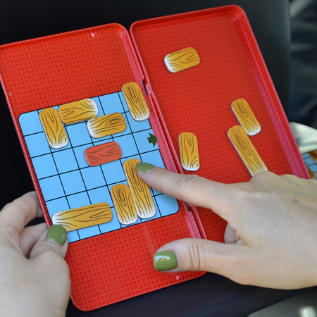 Gra magnetyczna The Purple Cow - Przesuń deskę