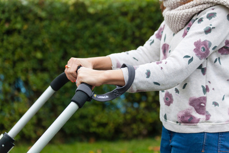 Pasek bezpieczeństwa do wózków LittleLife - Buggy Strap