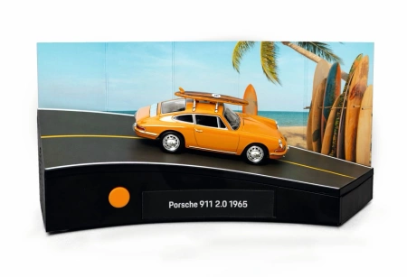 Porsche 911 - Kalendarz Adwentowy  Edycja limitowana z deską surfingową