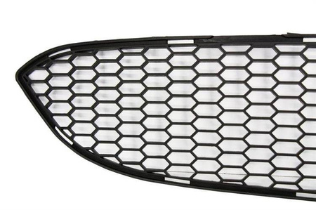 KRATKA GŁOWNA ZDERZAKA BMW E60 03-10 LOOK M5